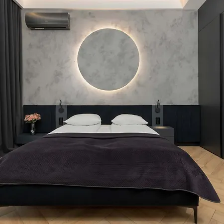 Modern With Parking And Air Conditioning In The Center Of By Renters Lägenhet *