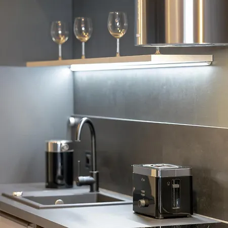 Modern With Parking And Air Conditioning In The Center Of By Renters * Βρότσλαβ